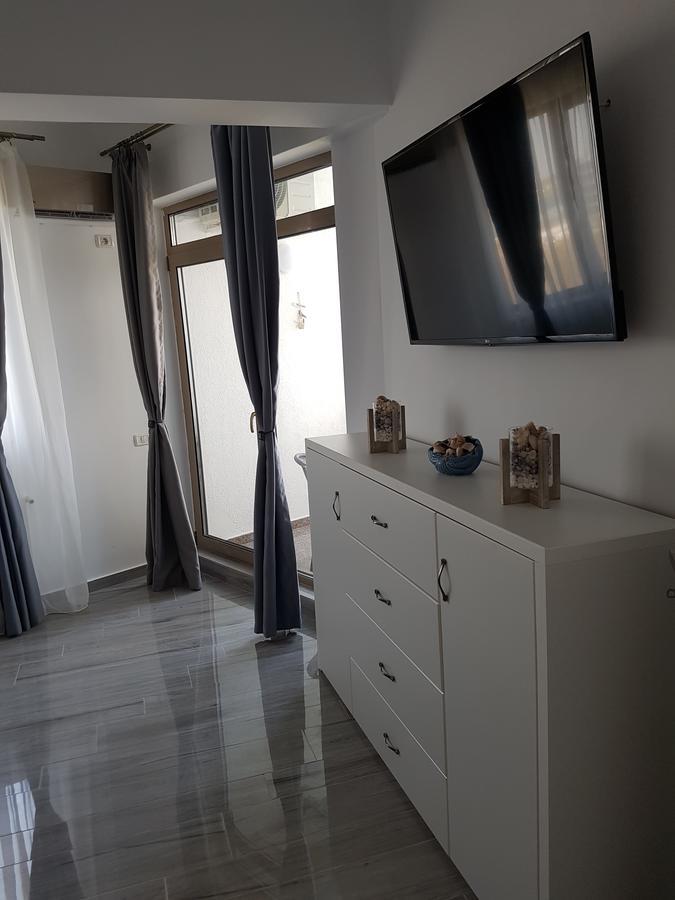 Frontal View By Twin Residence Mamaia Luaran gambar